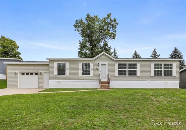 Photo 1 of Single family home for sale at 218 Whispering Crk Dr, Ionia, MI 48846 | MLS# 70559148 | Listing updated on 2026-09-17