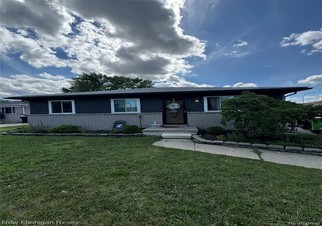 Photo 1 of Single family home for sale at 28555 Secretariat Ct, Roseville, MI 48066 2341 | MLS# 61004907 | Listing updated on 2026-09-02