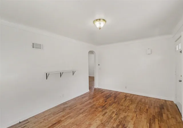 Photo 4 of Single family home for sale at 3624 Phillips St, Kalamazoo, MI 49001 | MLS# 70554101 | Listing updated on 2026-09-04
