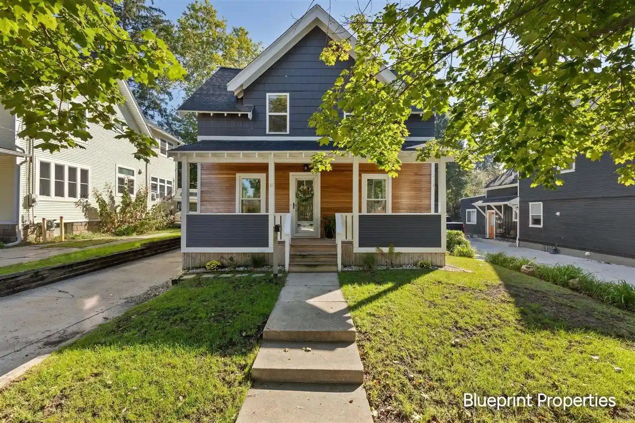 Photo 1 of Sale Pending at 38 Benjamin Ave, Grand Rapids, MI 49503 | MLS# 70561698 | Listing updated on 2026-10-28