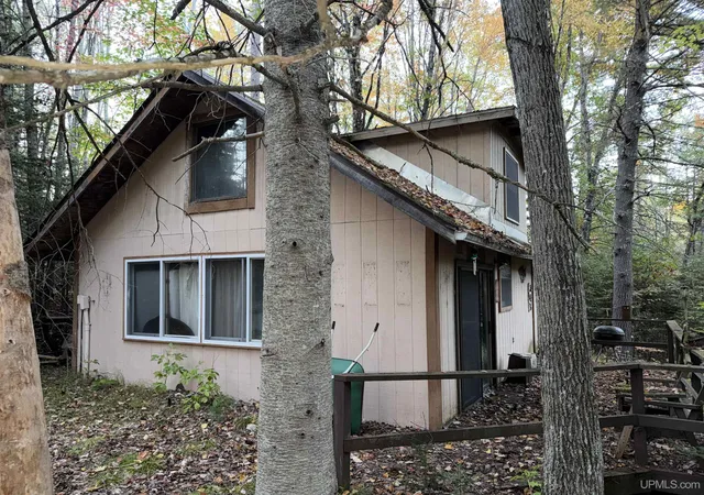Photo 1 of Single family home for sale at W4899 Hideaway Dr, Pembine, WI 54156 | MLS# 50223757 | Listing updated on 2026-10-03