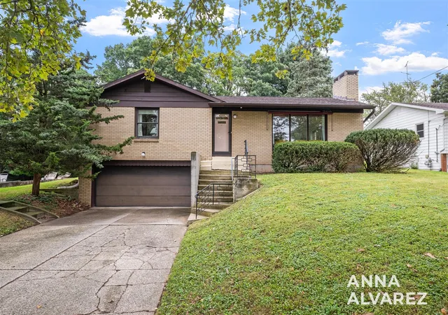 Photo 1 of Sale Pending at 3404 Senora Ave, Grand Rapids, MI 49508 | MLS# 70559015 | Listing updated on 2026-09-28