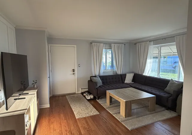 Photo 3 of Condo for sale at 2121 Clawson Ave #101, Royal Oak, MI 48073 | MLS# 50223465 | Listing updated on 2026-10-02