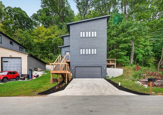 Photo 2 of Single family home for sale at 7110 Larned Dr, Belding, MI 48809 | MLS# 70558063 | Listing updated on 2026-09-26