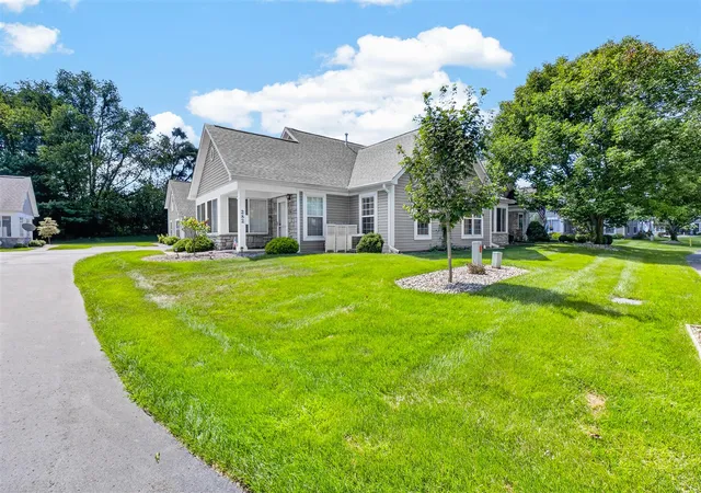 Photo 4 of Sale Pending at 282 Ashton Lake Dr, Battle Creek, MI 49015 | MLS# 70555647 | Listing updated on 2026-09-11