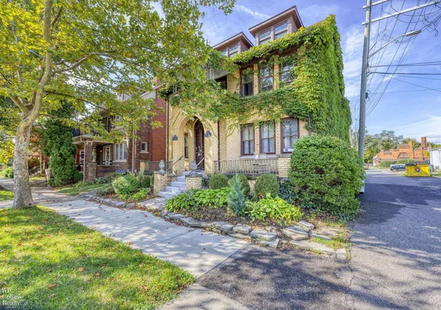 Photo 3 of Multi family home for sale at 999 997 Nottingham St, Grosse Pointe, MI 48230 | MLS# 50221729 | Listing updated on 2026-09-22