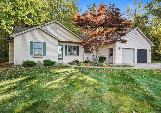 Photo 2 of Sale Pending at 2086 Lebourdais Rd, Linwood, MI 48634 | MLS# 50224610 | Listing updated on 2026-10-14