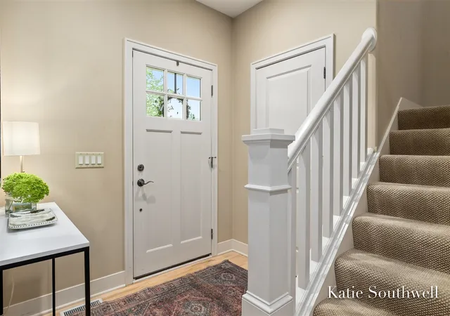 Photo 4 of Sale Pending at 4667 Sundial Dr, Grand Rapids, MI 49525 | MLS# 70551843 | Listing updated on 2026-09-02