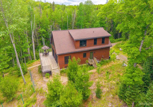 Photo 3 of Single family home for sale at 26597 N Fence Lake Rd, Michigamme, MI 49861 | MLS# 50212200 | Listing updated on 2026-10-06