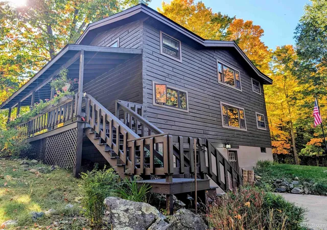 Photo 1 of Single family home for sale at 441 Idlewild Rd, Crystal Falls, MI 49920 | MLS# 50220255 | Listing updated on 2026-09-28