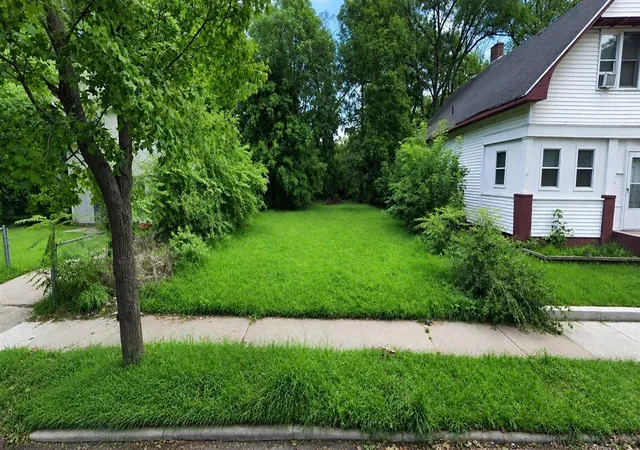 Photo 1 of Land for sale at 1057 Pavone St, Benton Harbor, MI 49022 | MLS# 70556177 | Listing updated on 2026-09-09