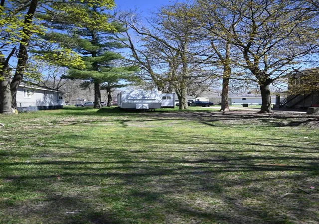 Land for sale at 1721 Pine St, Muskegon, MI 49442 | MLS# 70526886