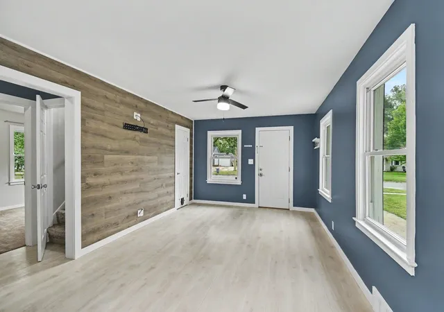 Photo 3 of Single family home for sale at 2209 Carolina St, Midland, MI 48642 | MLS# 50224739 | Listing updated on 2026-10-24