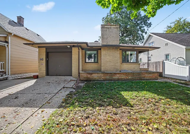 Photo 1 of Sale Pending at 2010 11th Street, Bay City, MI 48708 | MLS# 50224021 | Listing updated on 2026-10-20