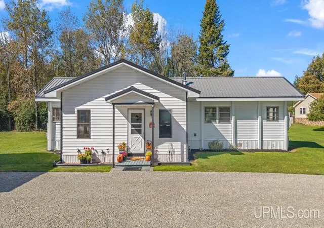 Photo 1 of Single family home for sale at 3691 K Rd, Bark River, MI 49807 | MLS# 50223314 | Listing updated on 2026-10-22