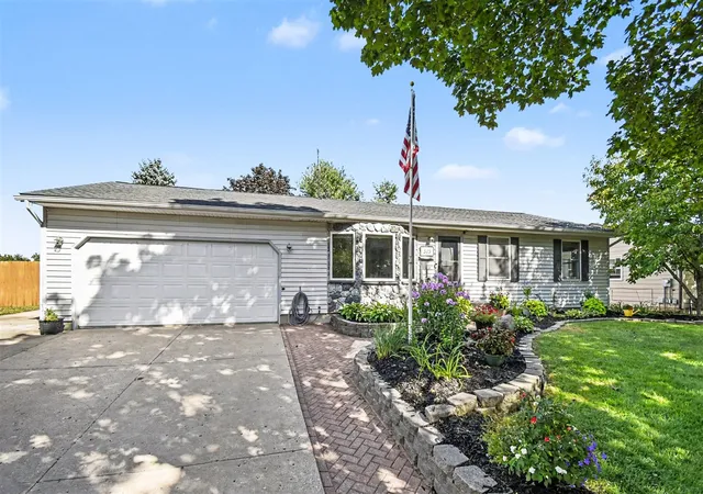 Photo 2 of Sale Pending at 303 Anderson Dr, Wayland, MI 49348 | MLS# 70554957 | Listing updated on 2026-09-01