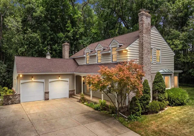 Photo 1 of Sale Pending at 1354 Cornell Ave, Grand Rapids, MI 49506 | MLS# 70545685 | Listing updated on 2026-09-22