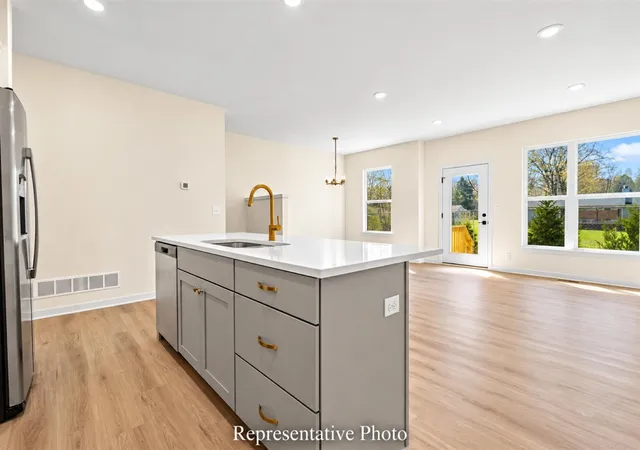 Photo 4 of Condo for sale at 2840 Foxglove Ln, Grand Rapids, MI 49512 | MLS# 70564008 | Listing updated on 2026-10-13