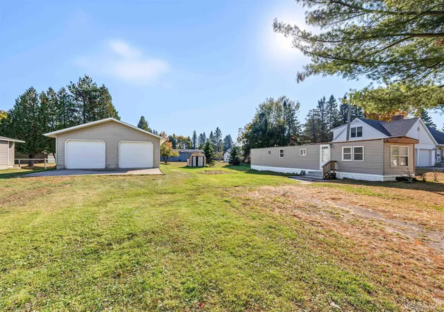 Photo 1 of Single family home for sale at 411 Intake Rd, Manistique, MI 49854 | MLS# 50224738 | Listing updated on 2026-10-30