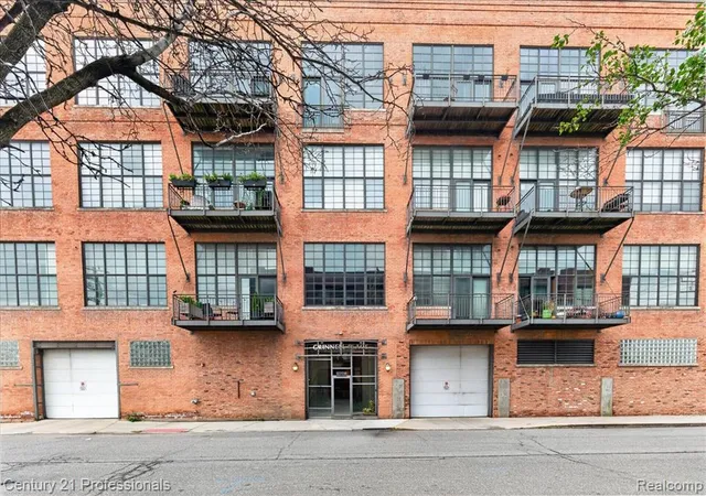 Photo 3 of Condo for sale at 2003 Brooklyn St #410, Detroit, MI 48226 1034 | MLS# 61026408 | Listing updated on 2026-09-08