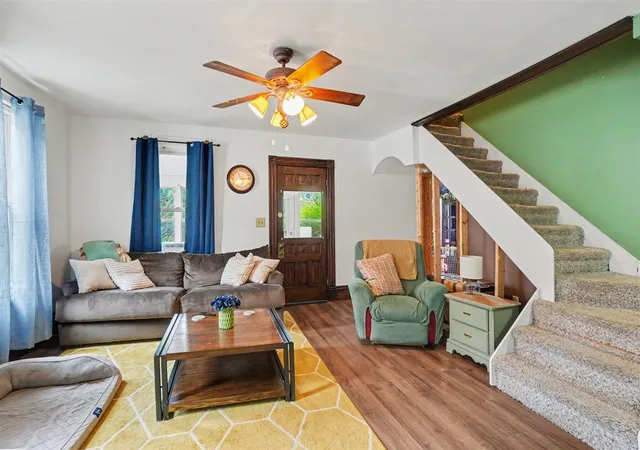 Photo 4 of Single family home for sale at 4071 Ivanrest Ave, Grandville, MI 49418 | MLS# 70549747 | Listing updated on 2026-09-01