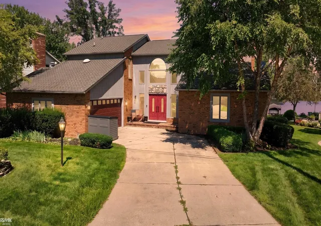 Photo 3 of Single family home for sale at 7354 Flamingo St, Clay, MI 48001 | MLS# 50220203 | Listing updated on 2026-09-15