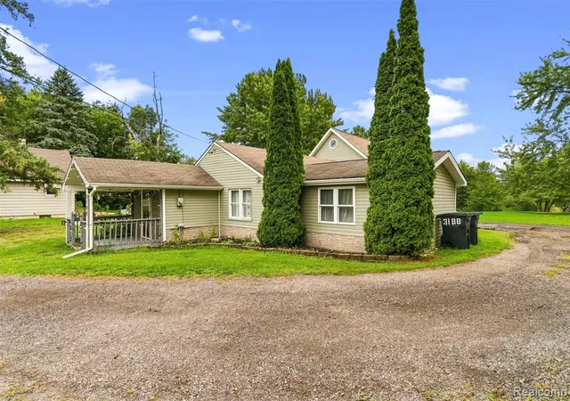 Photo 4 of Single family home for sale at 3198 E Grand Blanc Rd, Grand Blanc, MI 48439 | MLS# 61026425 | Listing updated on 2026-09-16