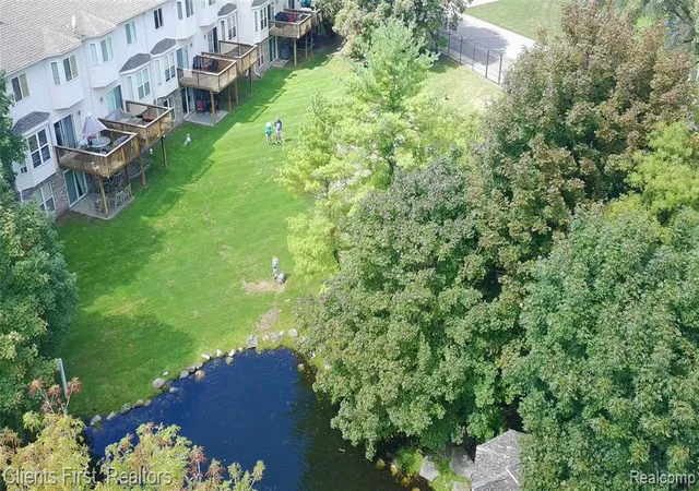 Photo 3 of Sale Pending at 738 Natures Cvs Ct, Wixom, MI 48393 | MLS# 61029634 | Listing updated on 2026-09-23