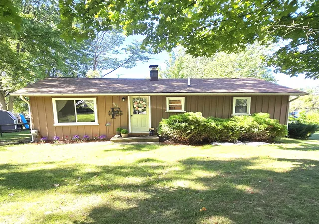 Single family home for sale at 4141 Clendenning Rd, Gladwin, MI 48624 | MLS# 50221501