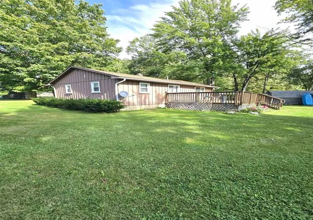 Photo 3 of Single family home for sale at 4141 Clendenning Rd, Gladwin, MI 48624 | MLS# 50221501 | Listing updated on 2026-09-14