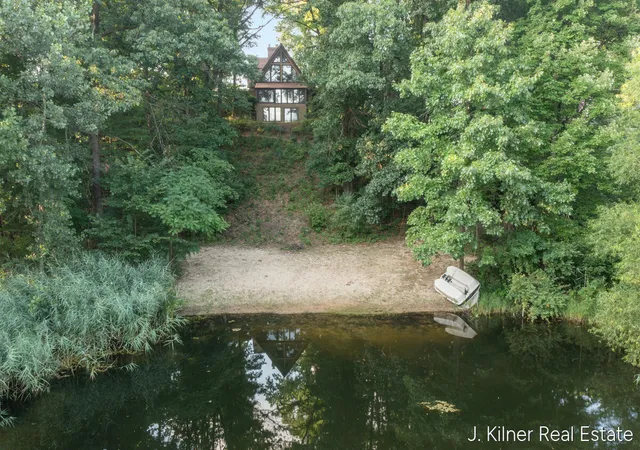 Photo 1 of Sale Pending at 24865 44th Avenue, Mattawan, MI 49071 | MLS# 70551268 | Listing updated on 2026-09-01