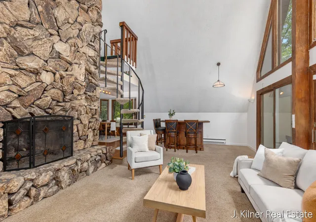Photo 4 of Sale Pending at 24865 44th Avenue, Mattawan, MI 49071 | MLS# 70551268 | Listing updated on 2026-09-01