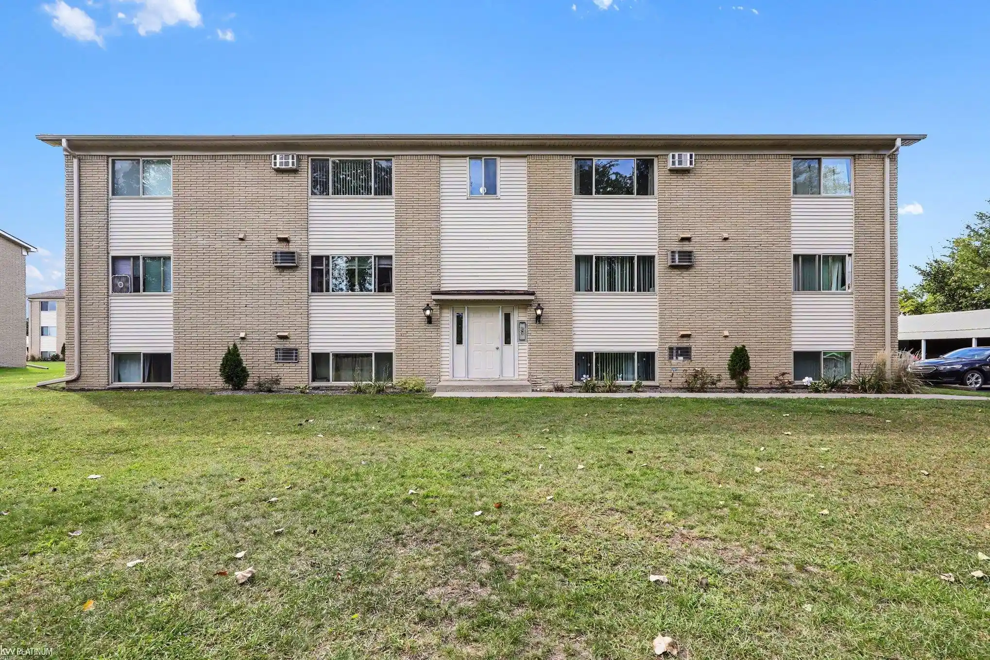 Listing Photo 18 - Condo for sale in 1875 Michigan F 6th Ave located at 1875 Michigan F 6th Ave, Marysville, MI 48040 - Unit #F-6