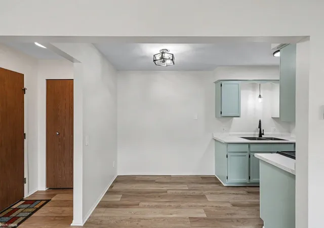 Photo 3 of Condo for sale at 1875 Michigan F 6 Ave #F-6, Marysville, MI 48040 | MLS# 50222882 | Listing updated on 2026-10-27
