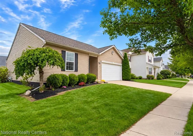 Photo 1 of Single family home for sale at 8515 Hawthorn Hl, Dexter, MI 48130 | MLS# 61031143 | Listing updated on 2026-10-17
