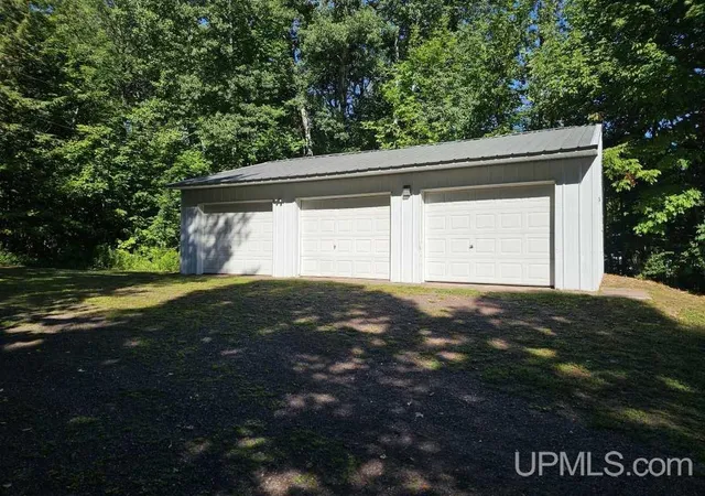 Photo 4 of Single family home for sale at 12994 State Hwy M64 Ave, Marenisco, MI 49947 | MLS# 50220513 | Listing updated on 2026-10-01