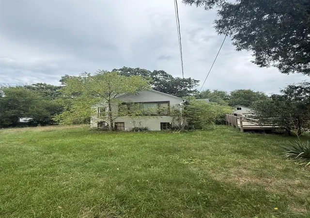 Photo 2 of Single family home for sale at 166 Barney St, Battle Creek, MI 49037 | MLS# 50221078 | Listing updated on 2026-09-10