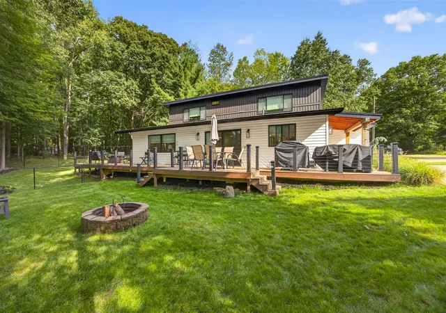 Photo 4 of Sale Pending at 8433 Montreal Ln, Canadian Lakes, MI 49346 | MLS# 70555474 | Listing updated on 2026-09-12