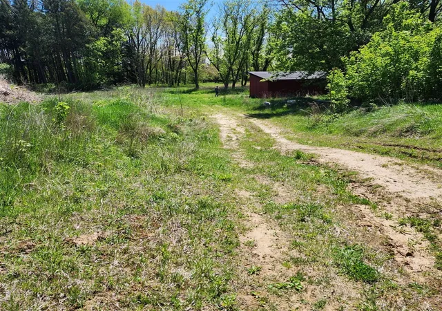 Photo 1 of Land for sale at 25705 Farmbrook Rd, Southfield, MI 48034 | MLS# 70557573 | Listing updated on 2026-09-12