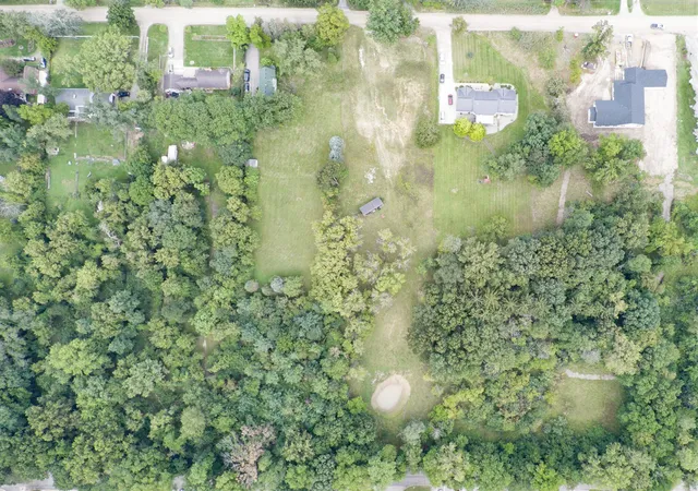 Photo 3 of Land for sale at 25705 Farmbrook Rd, Southfield, MI 48034 | MLS# 70557573 | Listing updated on 2026-09-28