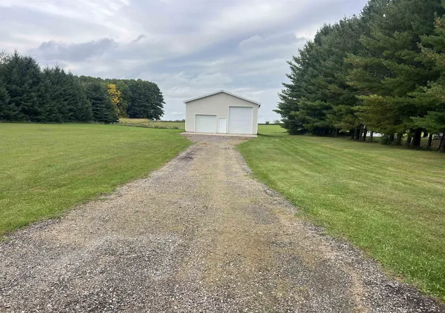 Photo 3 of Single family home for sale at 3068 Riley Rd, Gladwin, MI 48624 | MLS# 50223537 | Listing updated on 2026-10-12