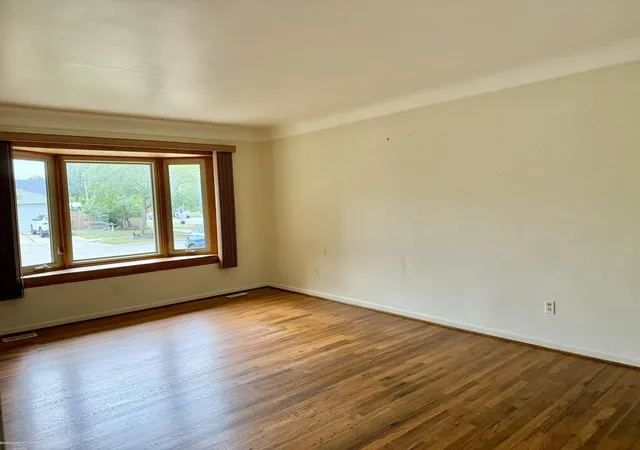 Photo 3 of Single family home for sale at 29868 Pinto Dr, Warren, MI 48093 | MLS# 50220075 | Listing updated on 2026-09-02
