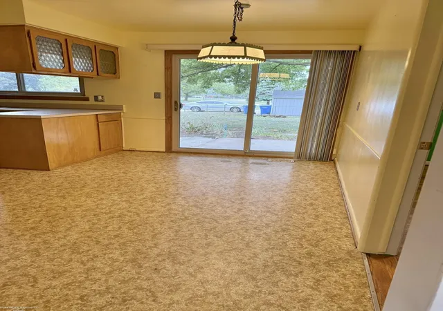 Photo 4 of Single family home for sale at 29868 Pinto Dr, Warren, MI 48093 | MLS# 50220075 | Listing updated on 2026-09-02