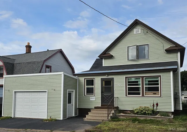 Photo 1 of Single family home for sale at 901 North St, Hancock, MI 49930 | MLS# 50220519 | Listing updated on 2026-09-11