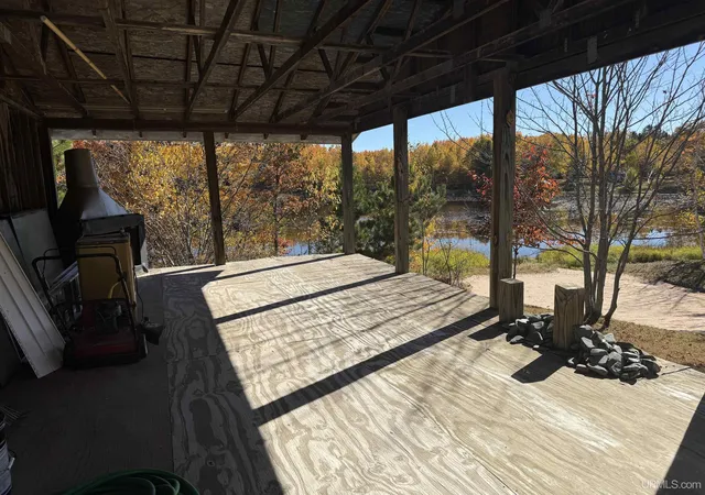 Sale Pending at 480 N Blf Lake Ln, Gwinn, MI 49841 | MLS# 50224514 | Listing updated on 2026-10-21