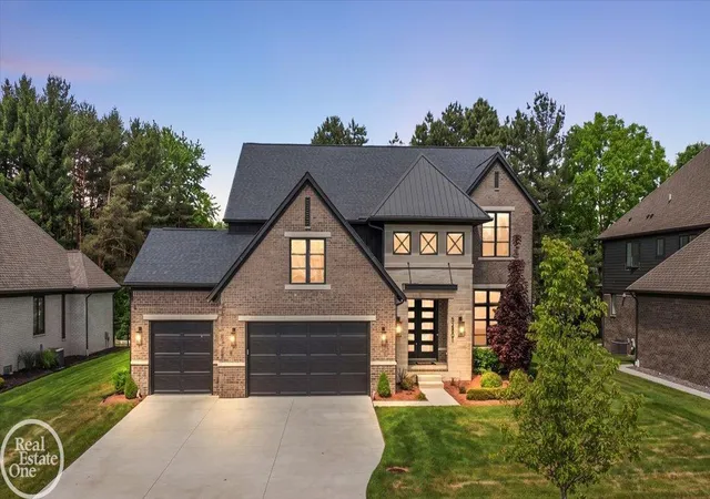 Photo 1 of Single family home for sale at 52801 Royal Park Ave #6, Utica, MI 48315 | MLS# 50221064 | Listing updated on 2026-09-08
