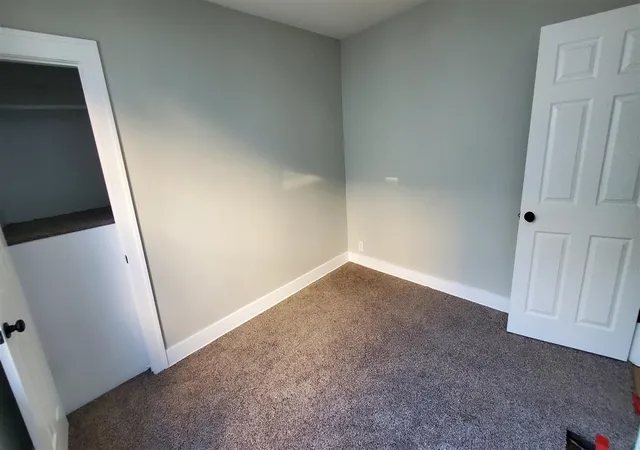 Photo 3 of Single family home for sale at 1106 Dickinson St, Grand Rapids, MI 49507 | MLS# 70557322 | Listing updated on 2026-10-06
