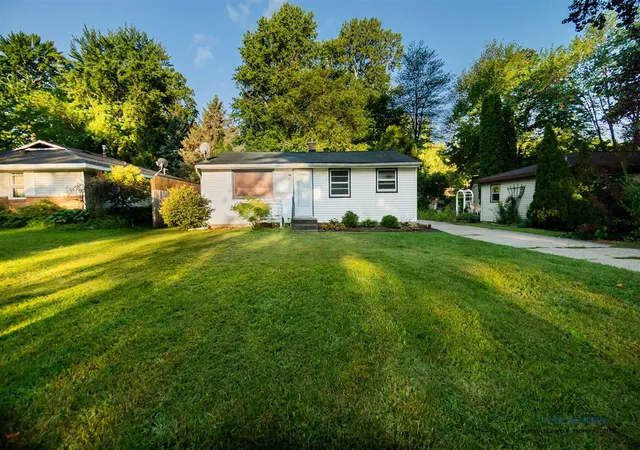 Photo 1 of Single family home for sale at 664 Midway Ave, Holland, MI 49423 | MLS# 70554661 | Listing updated on 2026-09-09