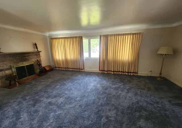 Photo 3 of Single family home for sale at 911 S Powell Rd, Essexville, MI 48732 | MLS# 50198164 | Listing updated on 2026-09-29