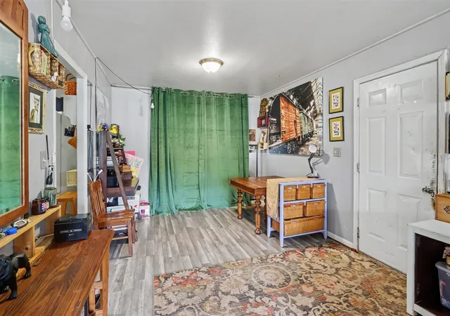 Photo 3 of Single family home for sale at 2714 Cimarron Dr, Kalamazoo, MI 49004 | MLS# 70554734 | Listing updated on 2026-09-09